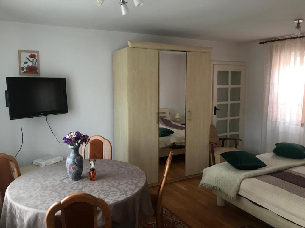 Casuta Sanatatii Hotel Kovászna Kültér fotó